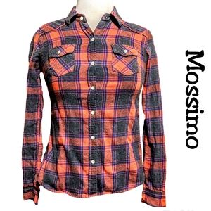 3/$15 MOSSIMO plaid pearl snap flannel (small)
